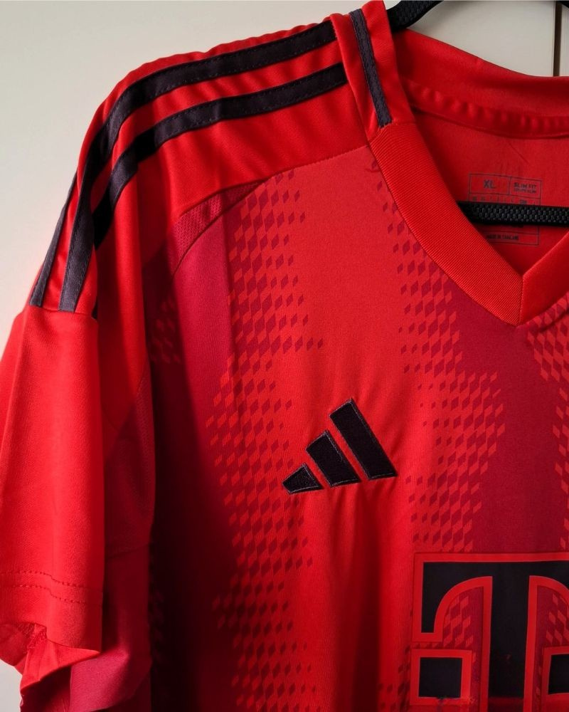 MULLER THOMAS 2024-25 (Bay M)