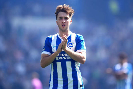 Brighton midfielder Hinshelwood happy leaning on amazing footballing family