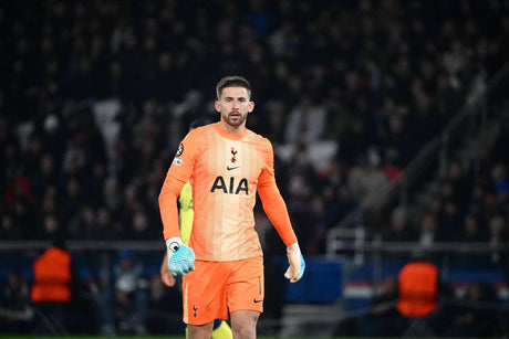 VIDEO: Guglielmo Vicario howler gifts Fulham second goals vs Tottenham