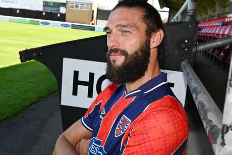 Ex-Newcastle striker Carroll hits hat-trick in Dagenham & Redbridge win